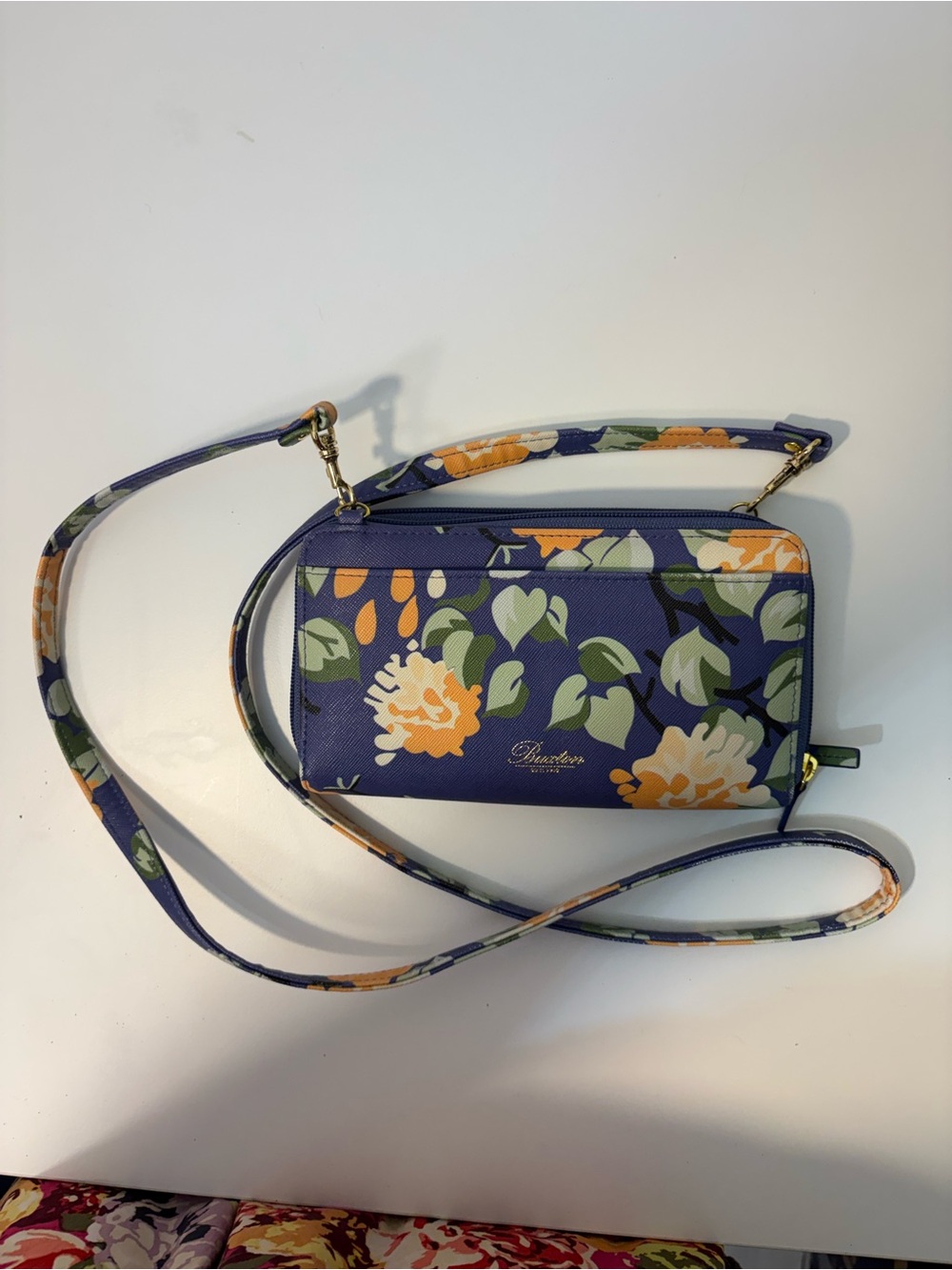 Julia Buxton Ultimate Organizer Crossbody Wallet.